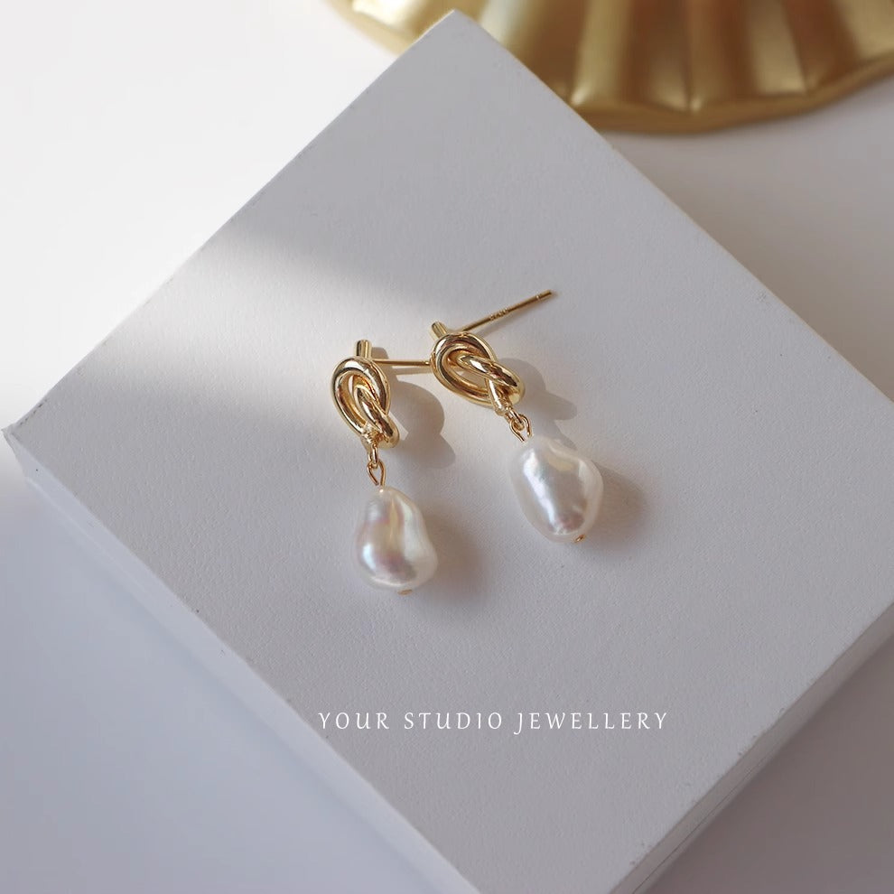 Wholesale Vintage Baroque Pearl Earrings
